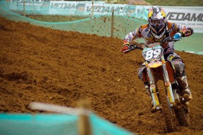 开云体育网页版入口-勇士终结连败，库里28分带队战胜太阳，库里状态神勇引领球队,勇士队走回正轨